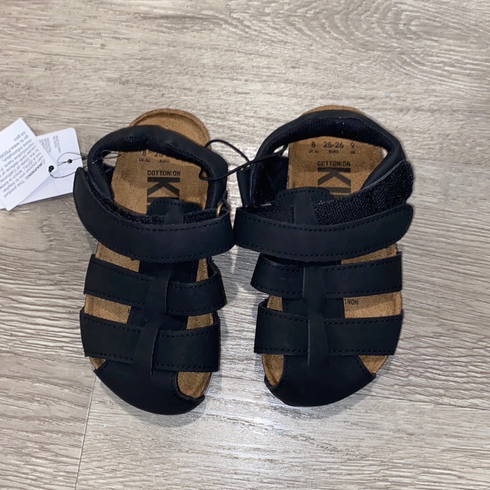 Toddler black sandals